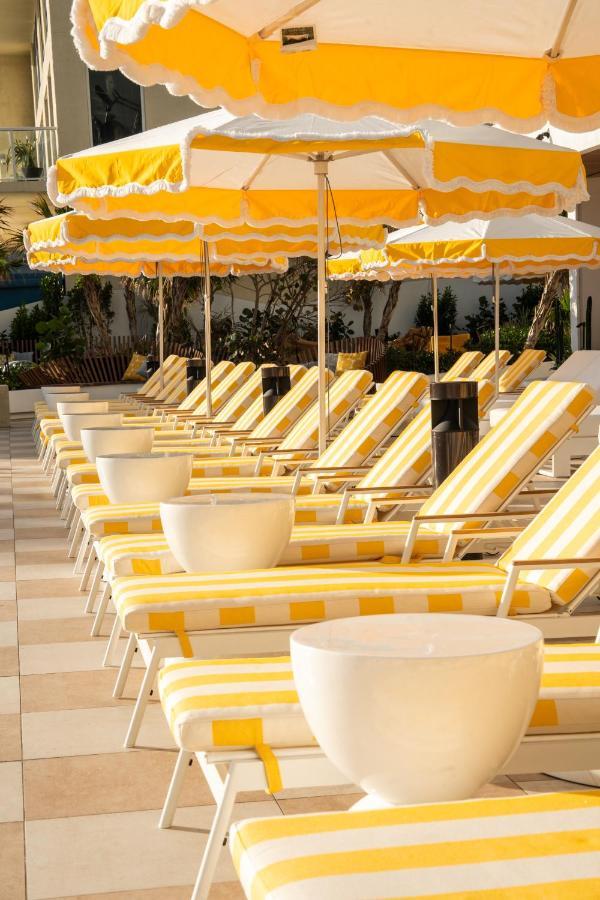 Newport Beachside Hotel & Resort Санні-Айлс-Біч Екстер'єр фото