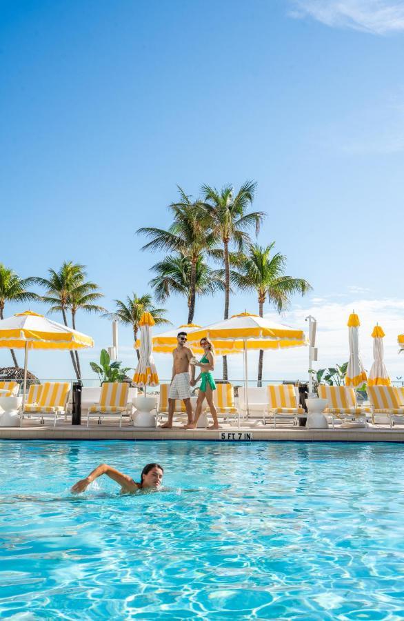 Newport Beachside Hotel & Resort Санні-Айлс-Біч Екстер'єр фото